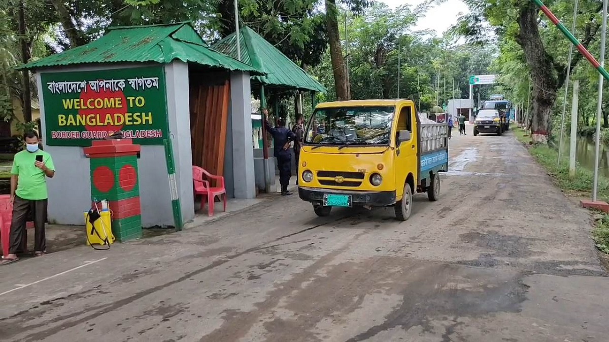 আখাউড়া স্থলবন্দর দিয়ে আমদানি- রফতানি শুরু