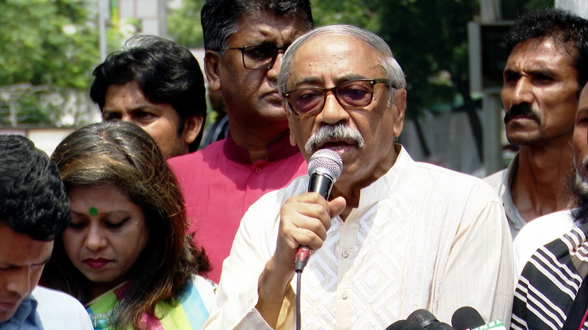 প্রথম আলোর নিবন্ধন বাতিলের দাবি বিশিষ্টজনদের