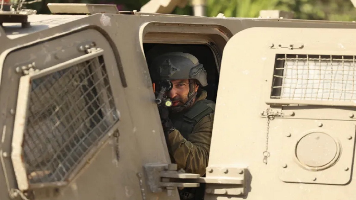 ইসরায়েলি হামলায় প্রাণ হারালেন এক ফিলিস্তিনি, হত্যার ভিডিও ভাইরাল