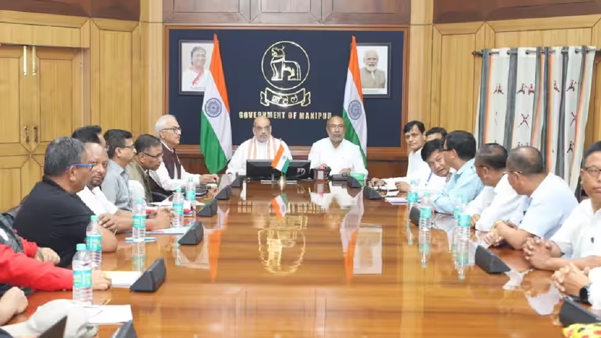 ১৫ দিনের মধ্যে মণিপুরে চলমান সংকট সমাধানের প্রতিশ্রুতি অমিত শাহ’র