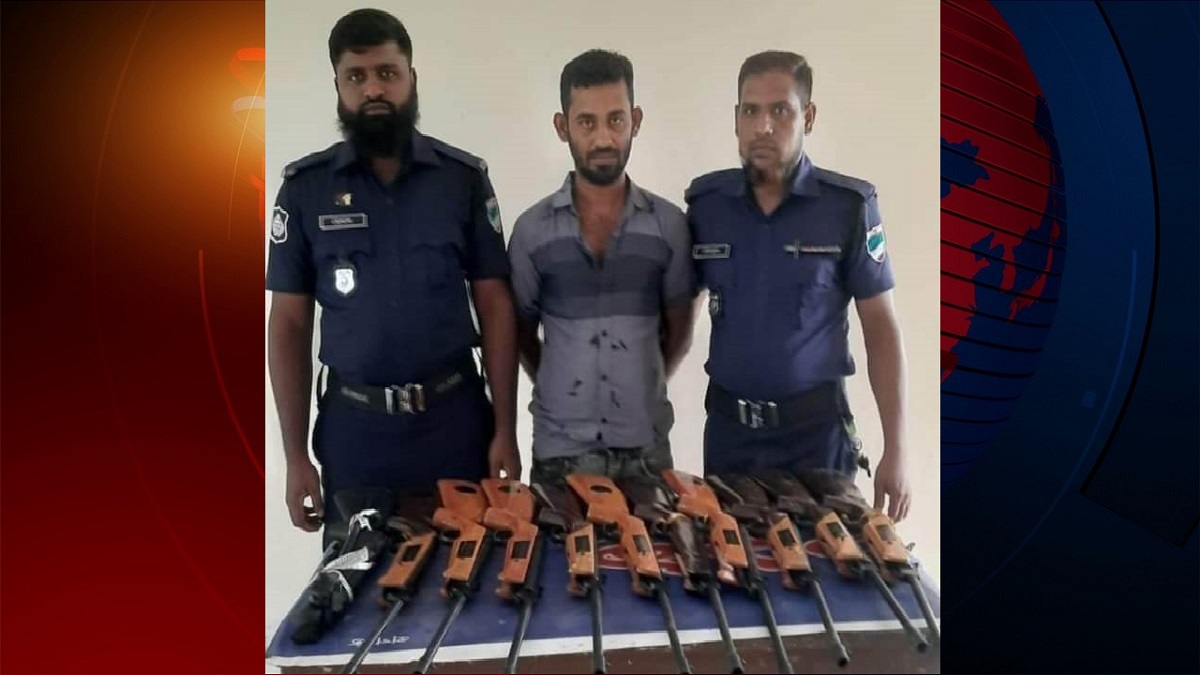 সাতক্ষীরায় ১১টি ভারতীয় এয়ারগানসহ আটক ১