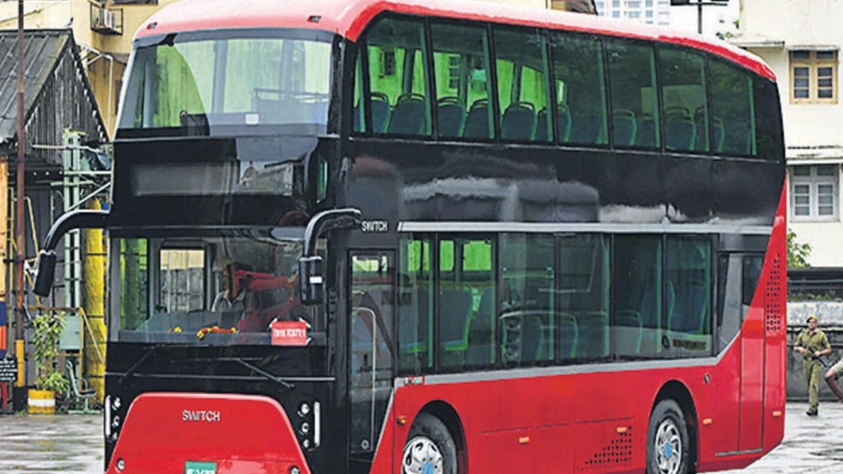 নগর পরিবহনে যুক্ত হচ্ছে ১০০ ইলেকট্রিক বাস: তাপস