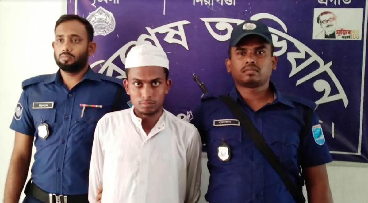 অশ্লীল আচরণ দেখে ফেলায় মাদরাসাছাত্রকে গলা টিপে হত্যা, পালানোর সময় শিক্ষক আটক