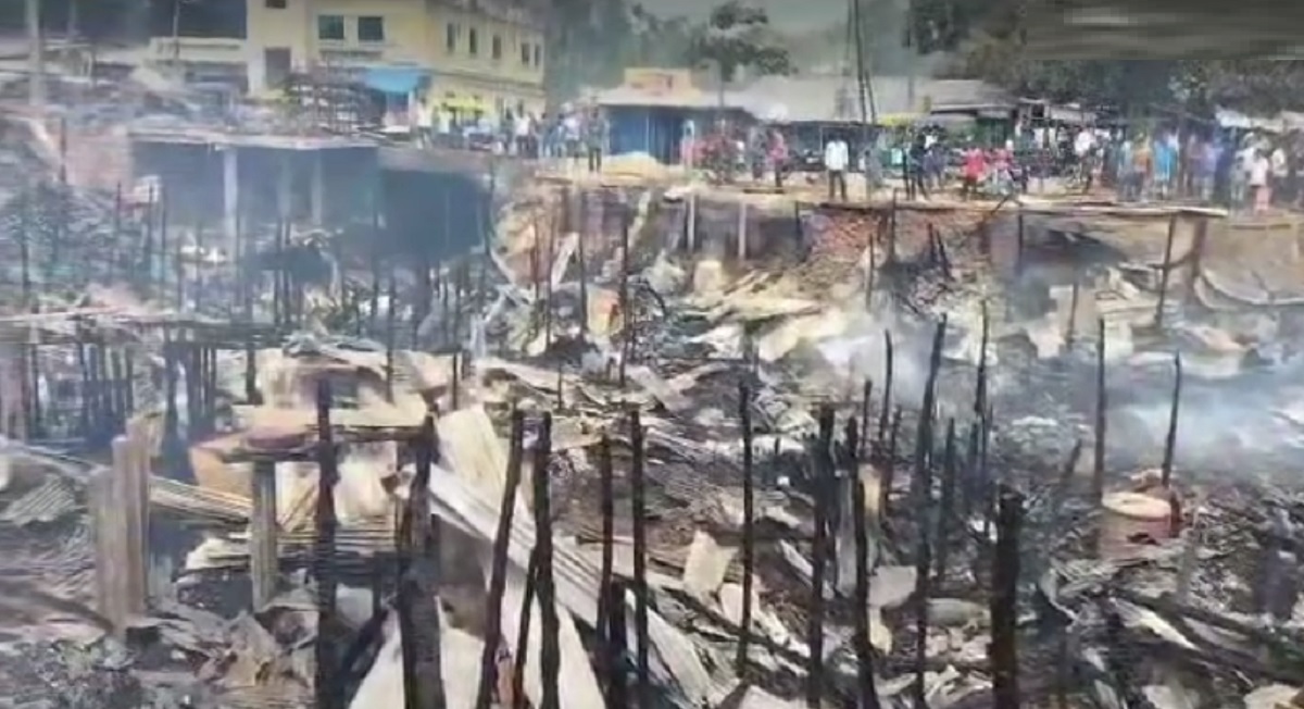 খাগড়াছড়িতে ৫০টির অধিক ব্যবসা প্রতিষ্ঠান আগুনে পুড়ে ছাই