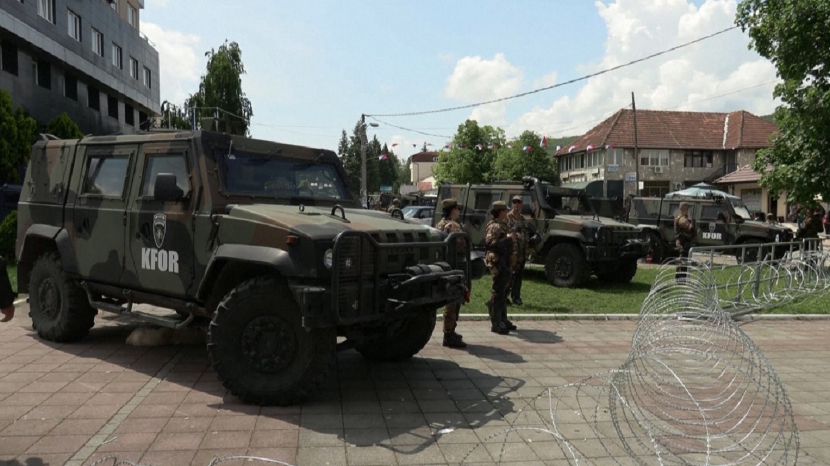 কসোভোয় বিক্ষোভ-সহিংসতা: নিরাপত্তা জোরদার করলো ন্যাটো