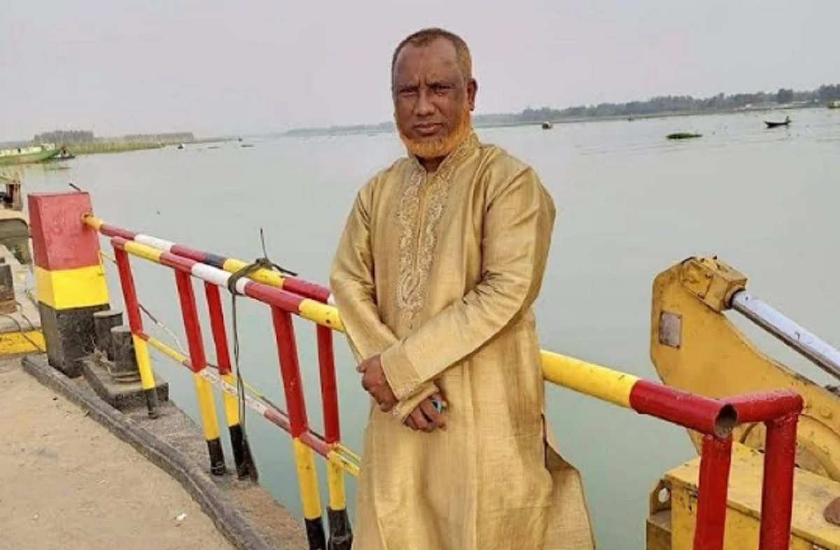 নরসিংদীতে কলেজছাত্রীর মামলায় সেই প্রধান শিক্ষক গ্রেফতার