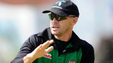 জাতীয় দলের সাথে আর কাজ করবেন না জেমি সিডন্স