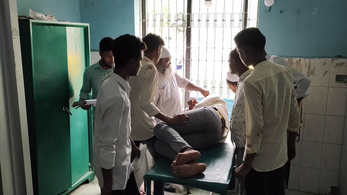 এসএসসি পরীক্ষায় নকলের প্রতিবাদ করায় স্থানীয়দের মারধরে আহত ৬ পরীক্ষার্থী