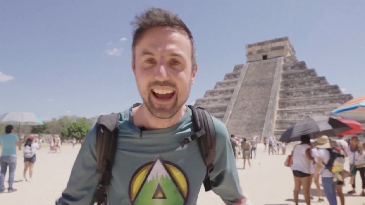 মাত্র ৭ দিনেই সপ্তাশ্চর্য দর্শন করে গিনেস ওয়ার্ল্ড রেকর্ড ব্রিটিশ নাগরিকের