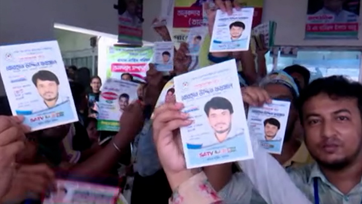 ডিইউজে নির্বাচনে ভোটগ্রহণ চলছে