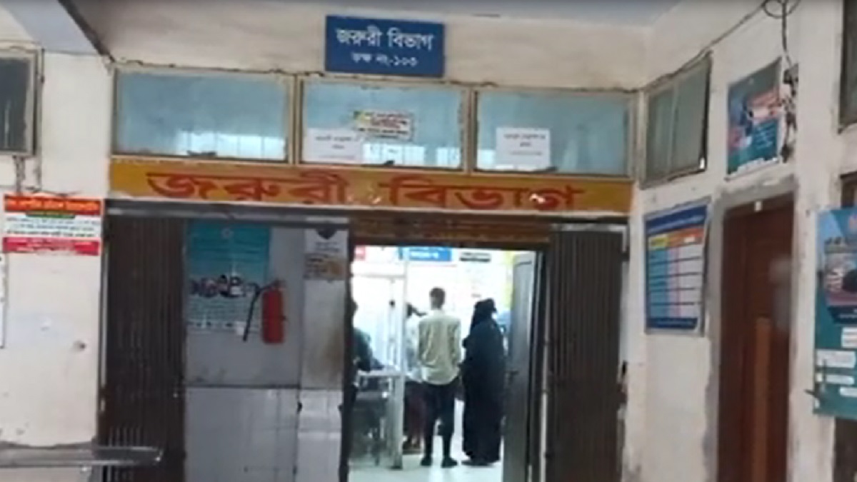 মাদারীপুরে দুর্বৃত্তদের হামলায় গুরুতর জখম ২, হাতের কব্জি বিচ্ছিন্ন কিশোরের