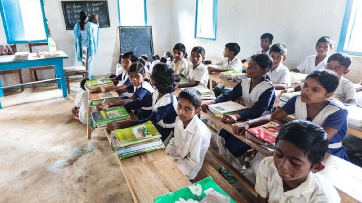 গরমে সরকারি প্রাথমিক বিদ্যালয়ের ক্লাস ৪ দিন বন্ধ ঘোষণা