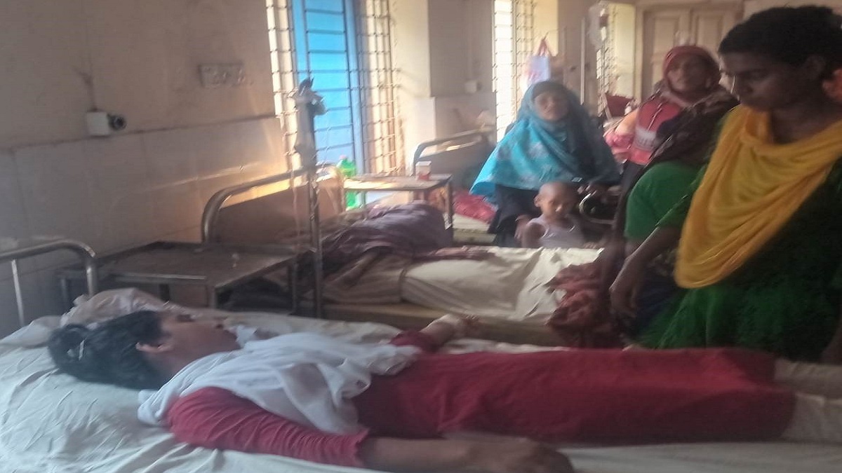 কুড়িগ্রামে তীব্র গরমে তিন শিক্ষার্থী অসুস্থ