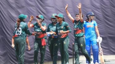 শেষ দিকের রোমাঞ্চে বাংলাদেশ-ভারত ম্যাচ ড্র