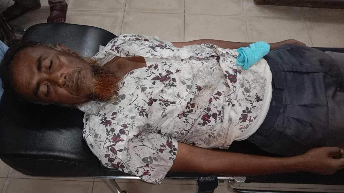 সিরিয়াল নিয়ে তর্ক: অটোরিকশা চালকের লাঠির আঘাতে লাইনম্যান নিহত