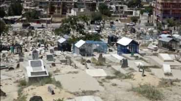 আজও আফগানিস্তানের রাস্তা-ঘাটে মৃত্যু ফাঁদ হয়ে আছে হাজারো ক্লাস্টার বোমা