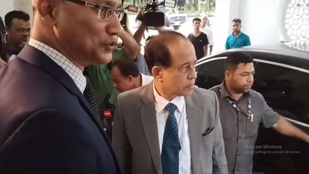 প্রধান বিচারপতির সাথে সিইসির রুদ্ধদ্বার বৈঠক