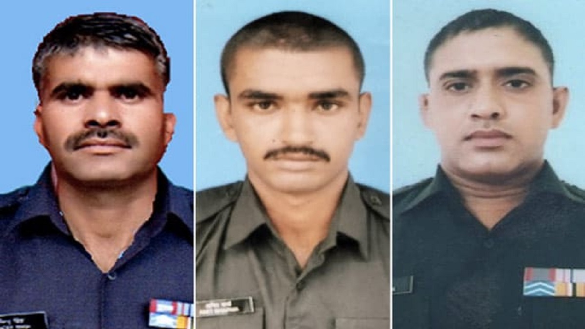 জম্মু-কাশ্মিরে বিচ্ছিন্নতাবাদী গোষ্ঠীর গুলিতে নিহত ৩ সেনাসদস্য