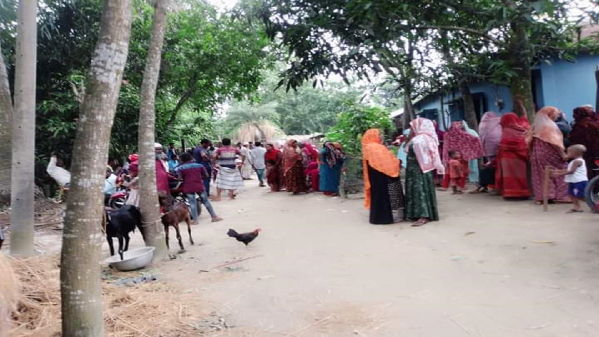 কুষ্টিয়ায় সাপের কামড়ে মা-মেয়ের মৃত্যু