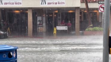 ‘হিলারি’র তাণ্ডবে বিপর্যস্ত ক্যালিফোর্নিয়া