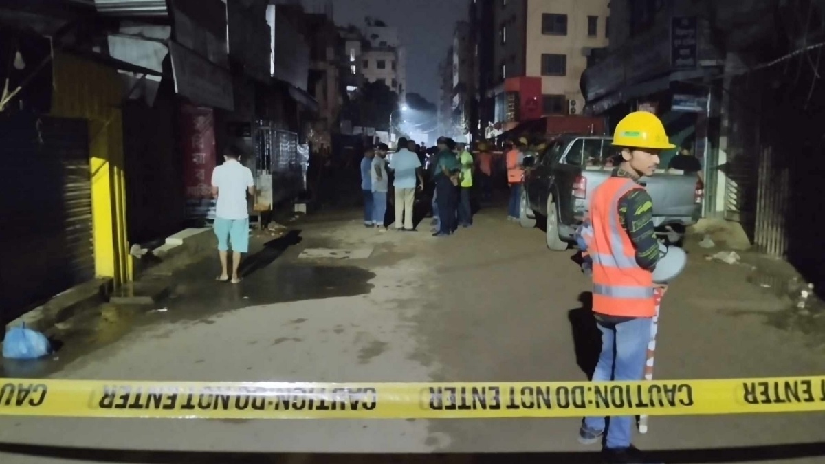 মগবাজারে গ্যাস লাইনে লিকেজ