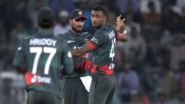 নিসাঙ্কা-মেন্ডিসকে ফেরালেন শরিফুল