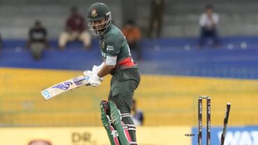 ফের ব্যাটিং বিপর্যয়ে বাংলাদেশ