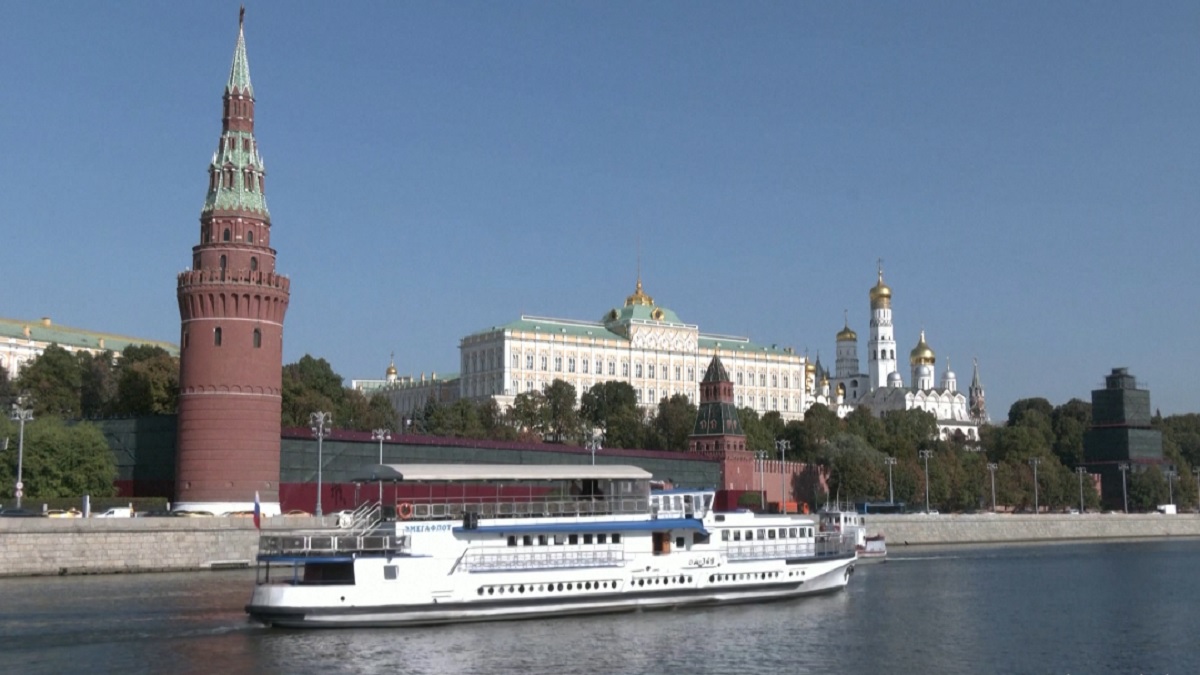 রাশিয়ার ওপর ব্রিটেনের নতুন নিষেধাজ্ঞা