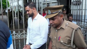 ম্যাচ ফিক্সিংয়ের অভিযোগে গ্রেফতার লঙ্কান স্পিনার সেনানায়েকে