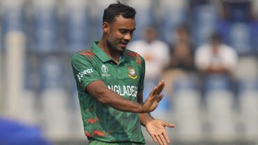 হেনড্রিকস-ডুসেনকে ফিরিয়ে পাওয়ারপ্লেতে দারুণ শুরু টাইগারদের