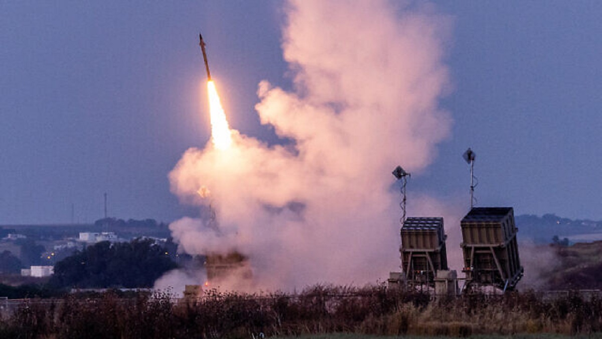 ইসরায়েলে আয়রন ডোম পাঠানোর ঘোষণা যুক্তরাষ্ট্রের