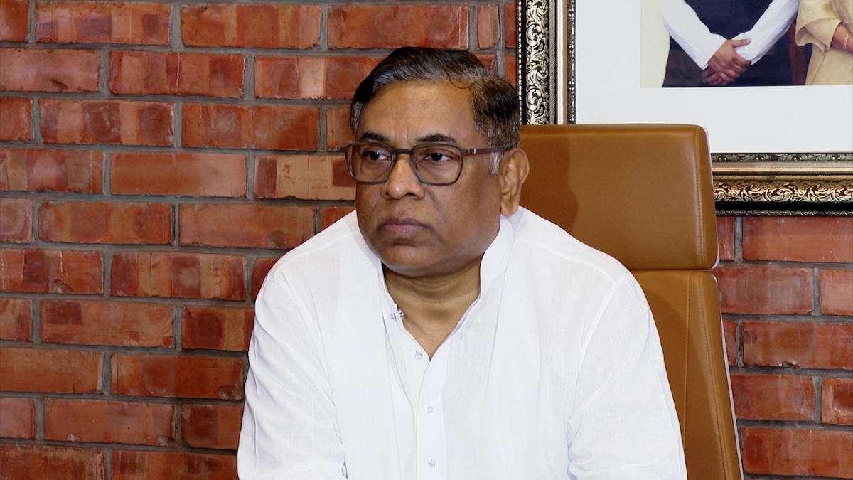 আবারও জ্বালানি সংকটের শঙ্কায় বাংলাদেশ, জনগণকে সাশ্রয়ী হওয়ার আহ্বান