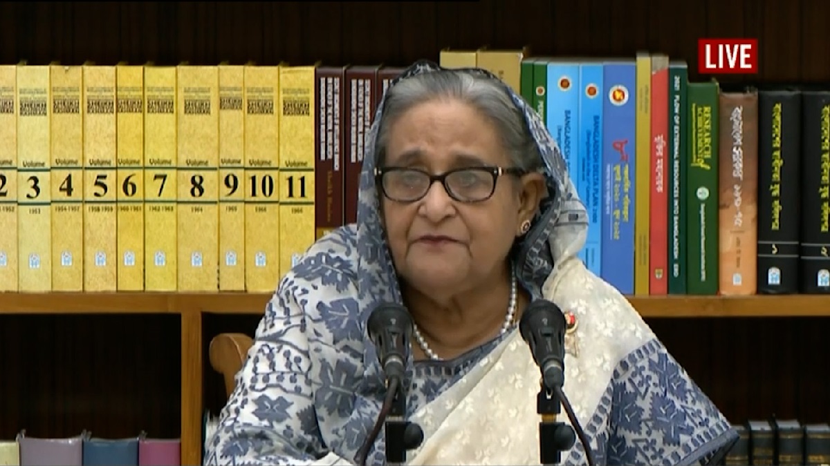 ইসরায়েল আর বিএনপি-জামায়াতের হামলার মধ্যে তফাৎ নেই: প্রধানমন্ত্রী