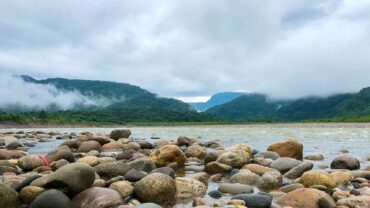 সাদাপাথরে পর্যটন উন্নয়নের কাজে ধীরগতি