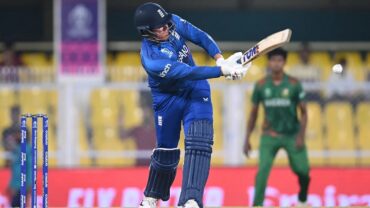 বেয়ারস্টোর ঝড় থামালেন মোস্তাফিজ