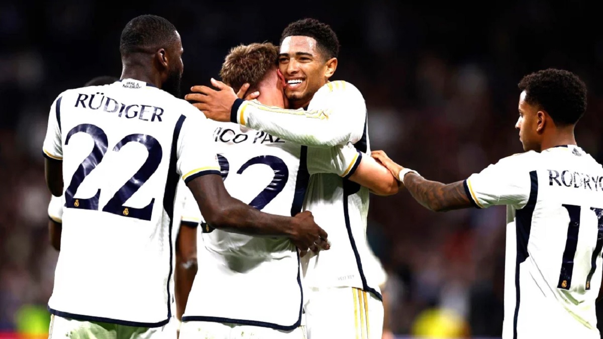 ৬ গোলের থ্রিলার জিতে শীর্ষে রিয়াল