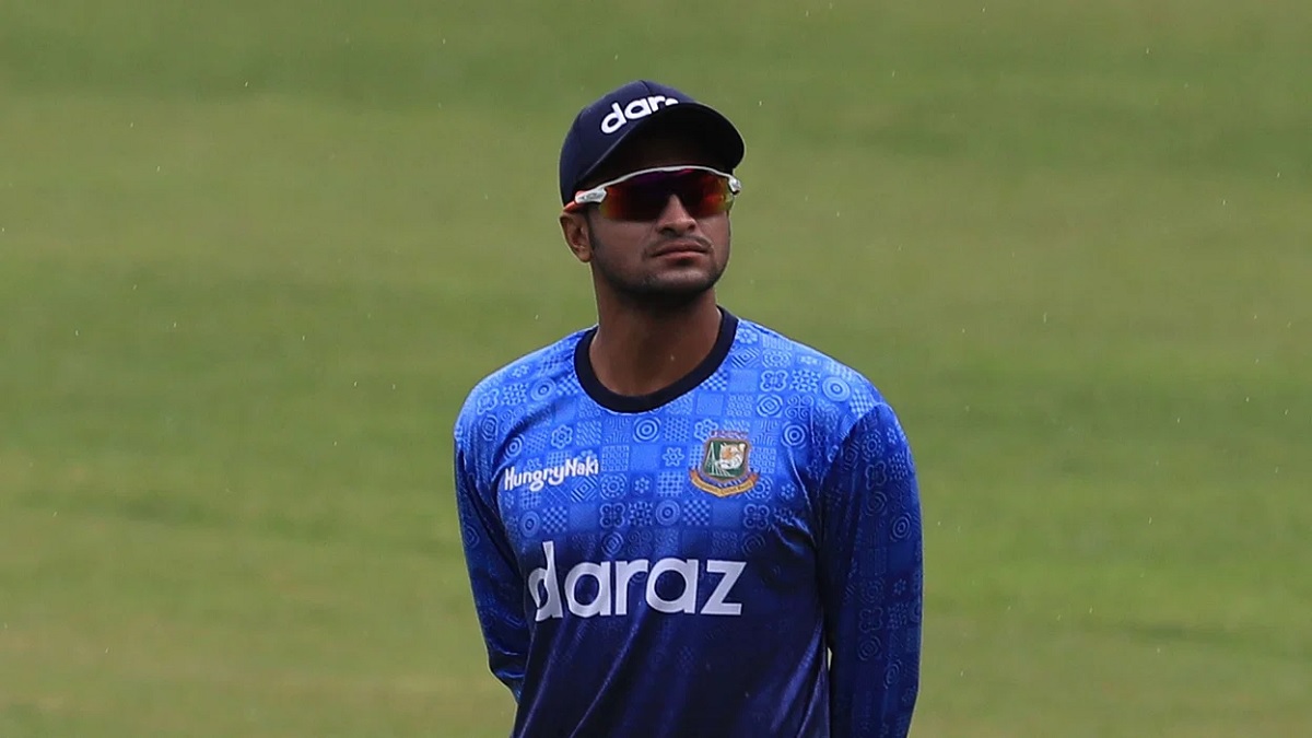 পিএসএলে প্লাটিনাম ক্যাটাগরিতে সাকিব