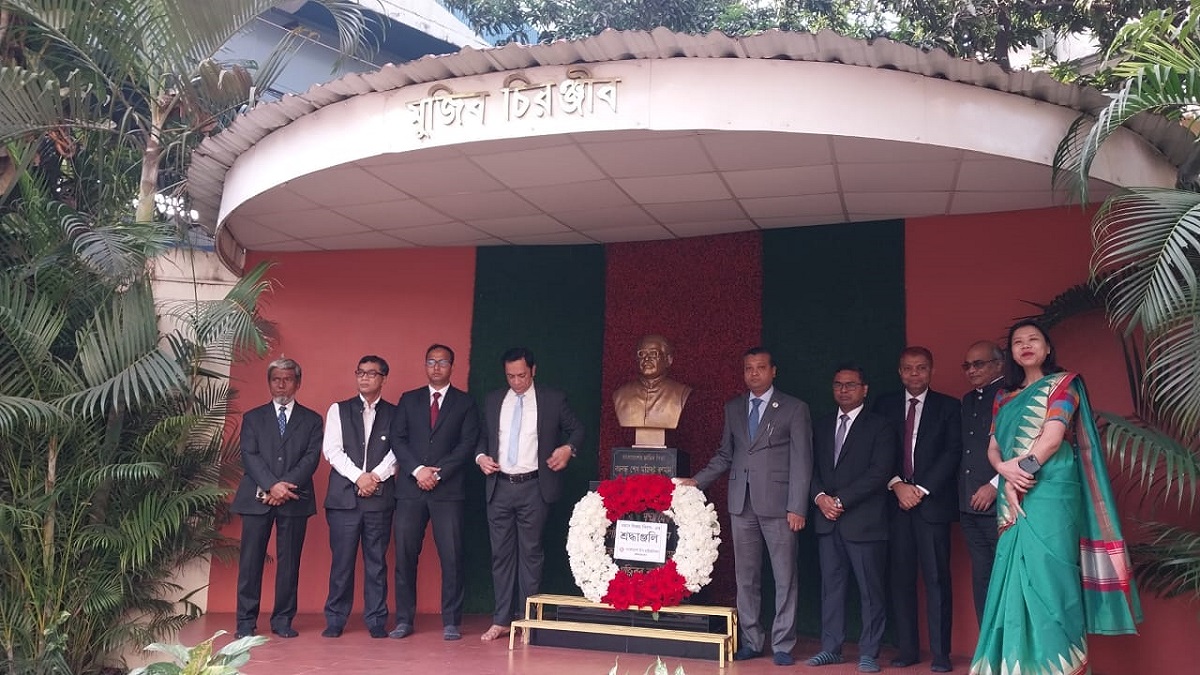 ভারতে যথাযোগ্য মর্যাদায় উদযাপন হল বাংলাদেশের ৫২তম মহান বিজয় দিবস