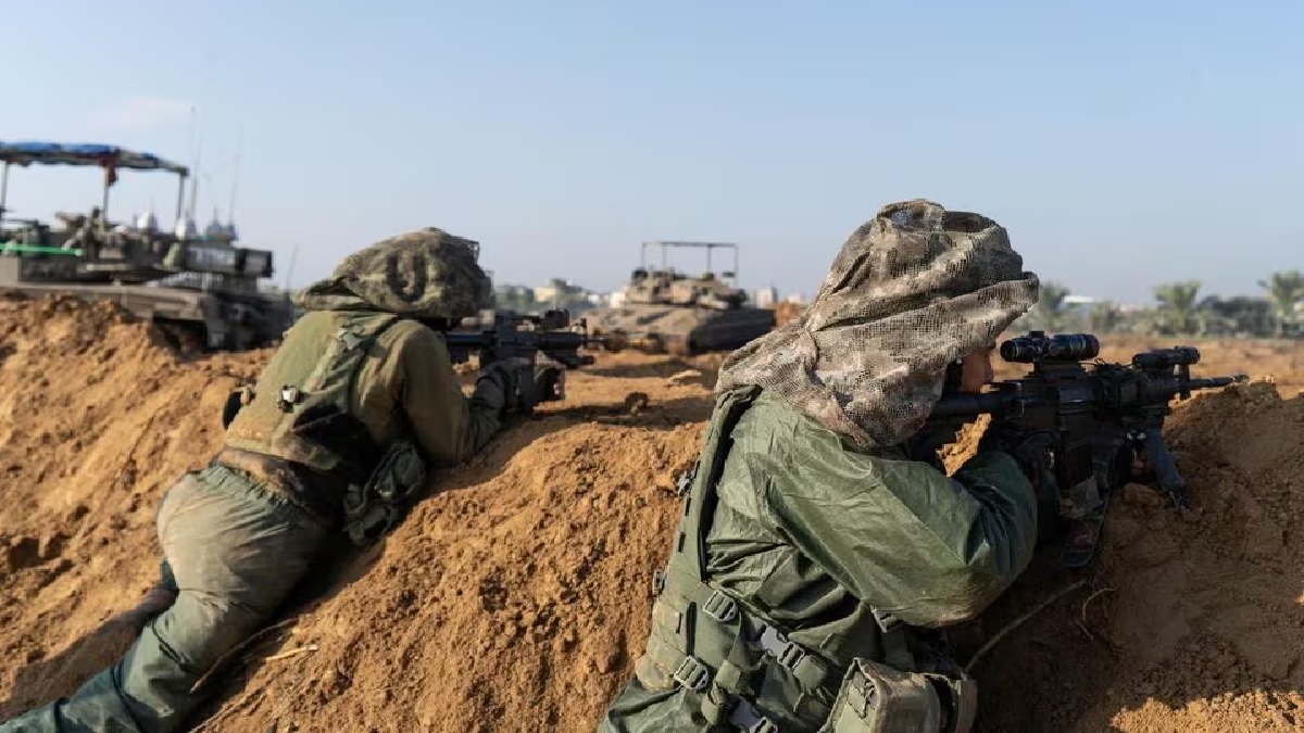 ইসরায়েলের তাণ্ডবে নিশ্চিহ্ন হওয়ার পথে গাজার জনপদ
