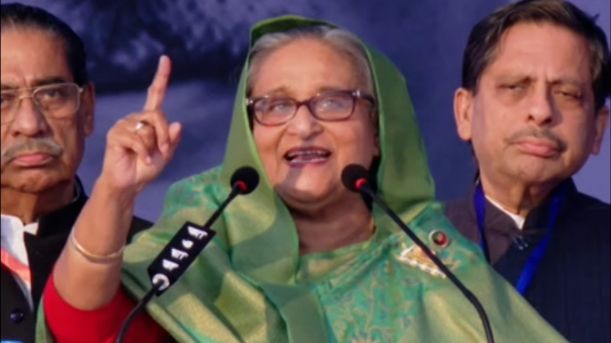 আ. লীগের রাজনীতি কল্যাণের, বিএনপির রাজনীতি মানুষ পোড়ানোর: প্রধানমন্ত্রী