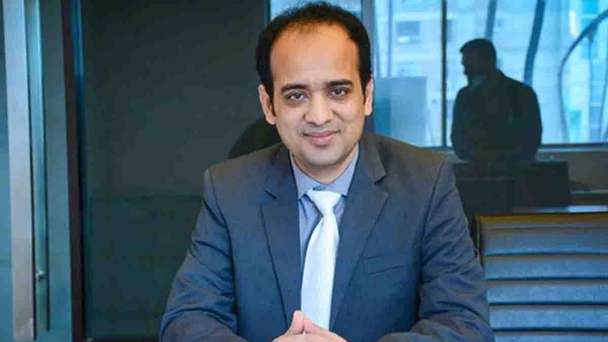জামিনে কারামুক্ত ইভ্যালির রাসেল