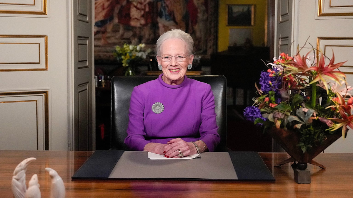 নতুন বছরের ভাষণ চলাকালে আকস্মিক পদত্যাগের ঘোষণা ডেনমার্কের রাণির