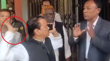 জাল ভোটের অভিযোগ তুলে প্রিজাইডিং কর্মকর্তাকে চড় মারতে গেলেন প্রার্থী