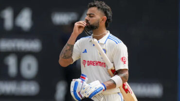 কোহলির সামনে রেকর্ডের হাতছানি