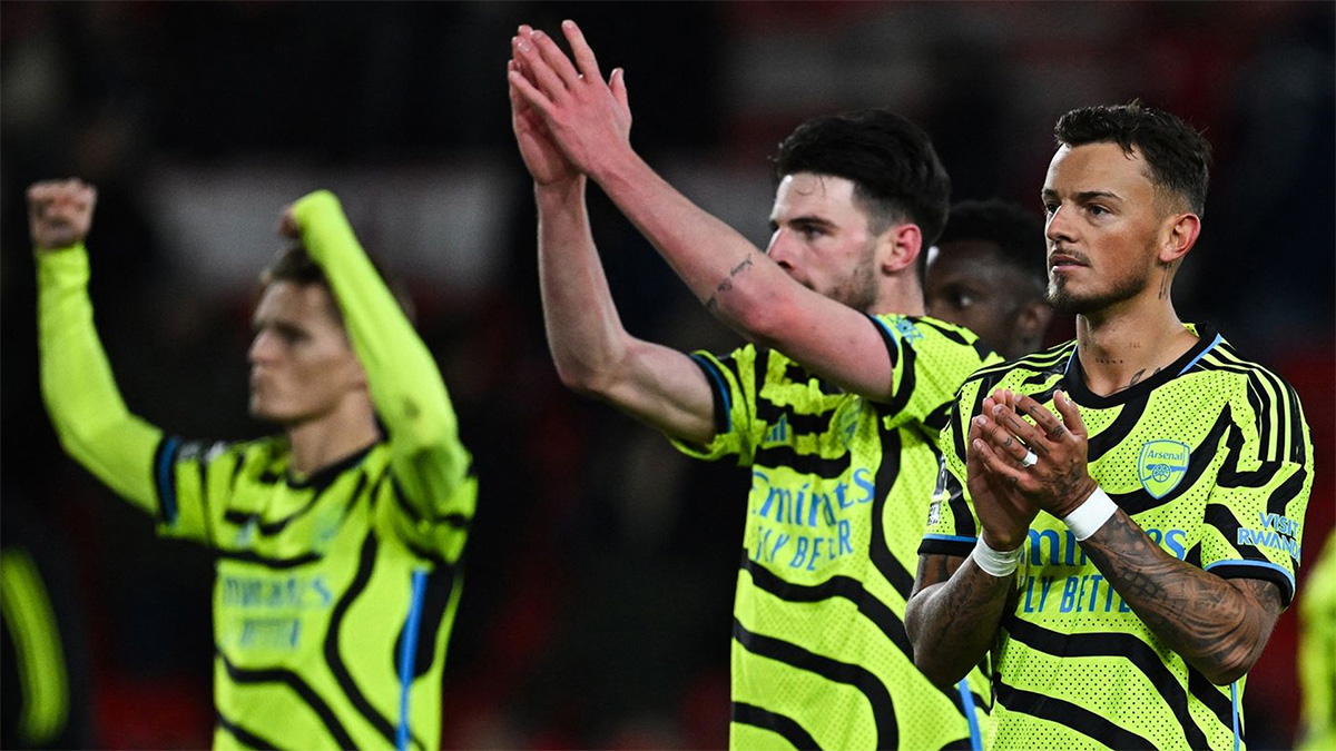 দুইয়ে উঠে এলো আর্সেনাল