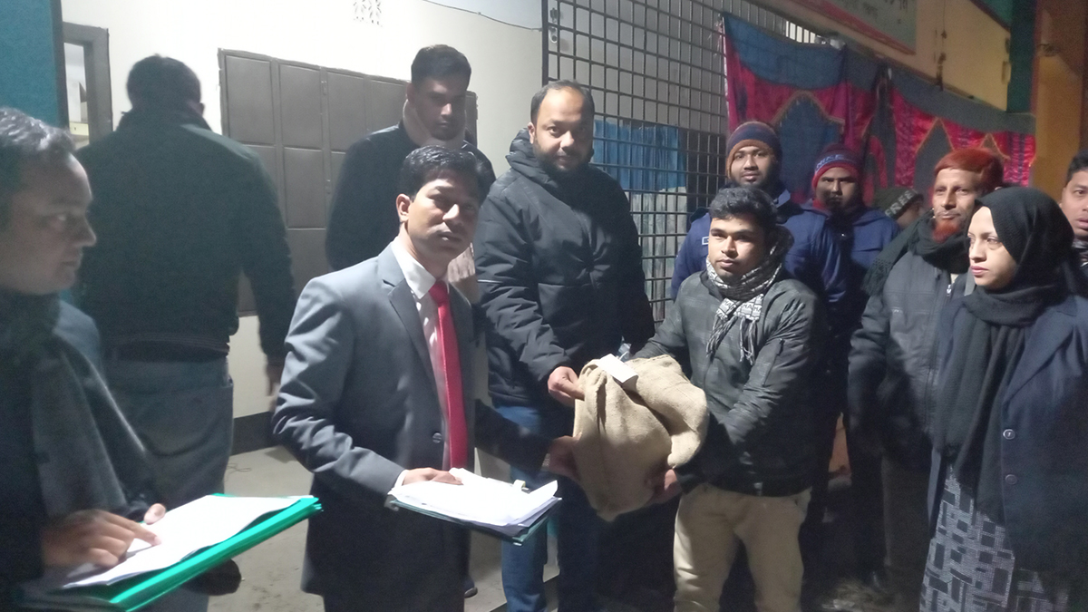 পঞ্চগড়ের কেন্দ্রে কেন্দ্রে পাঠানো হলো ব্যালট পেপার