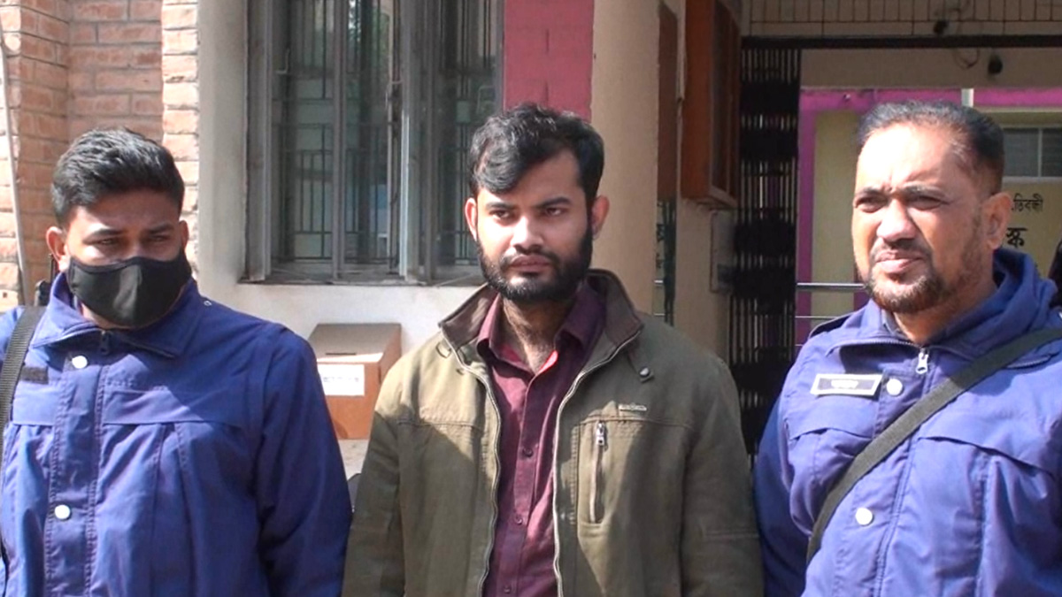 তরুণীর অশালীন ছবি-ভিডিও ধারণ, সাতক্ষীরায় যুবক গ্রেফতার