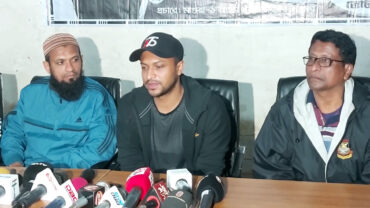 প্রীতি ম্যাচে শুরু, আবার ক্রিকেট দিয়েই প্রচারণার ইতি টানলেন সাকিব