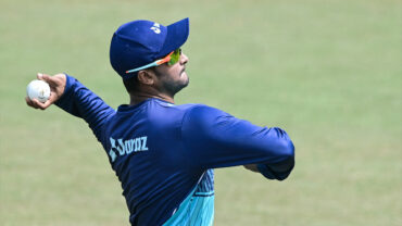 সংসদ সদস্য নির্বাচিত হওয়ার পরদিনই মিরপুরে সাকিব