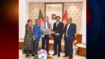 রাষ্ট্রপতির বইয়ের ইংরেজি সংস্করণ প্রকাশিত